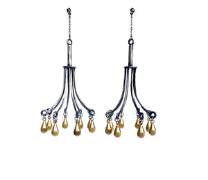 Dangling Chandelier Earring